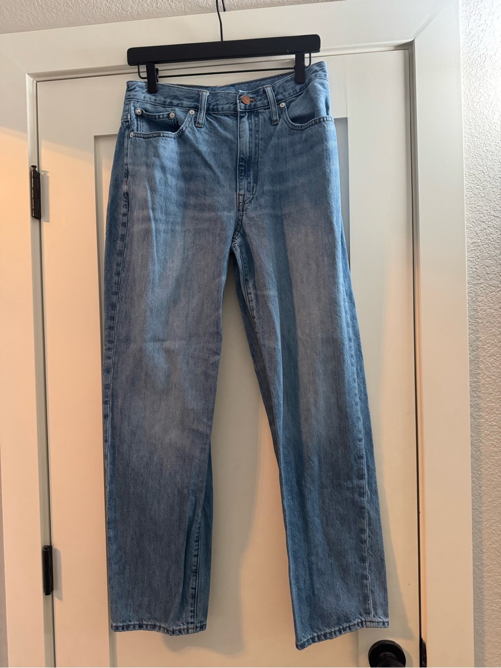Madewell Womens Boyfriend Jeans in Light Blue Wash